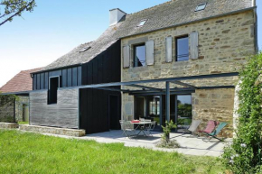 Comfortable country villa near coast Plougasnou